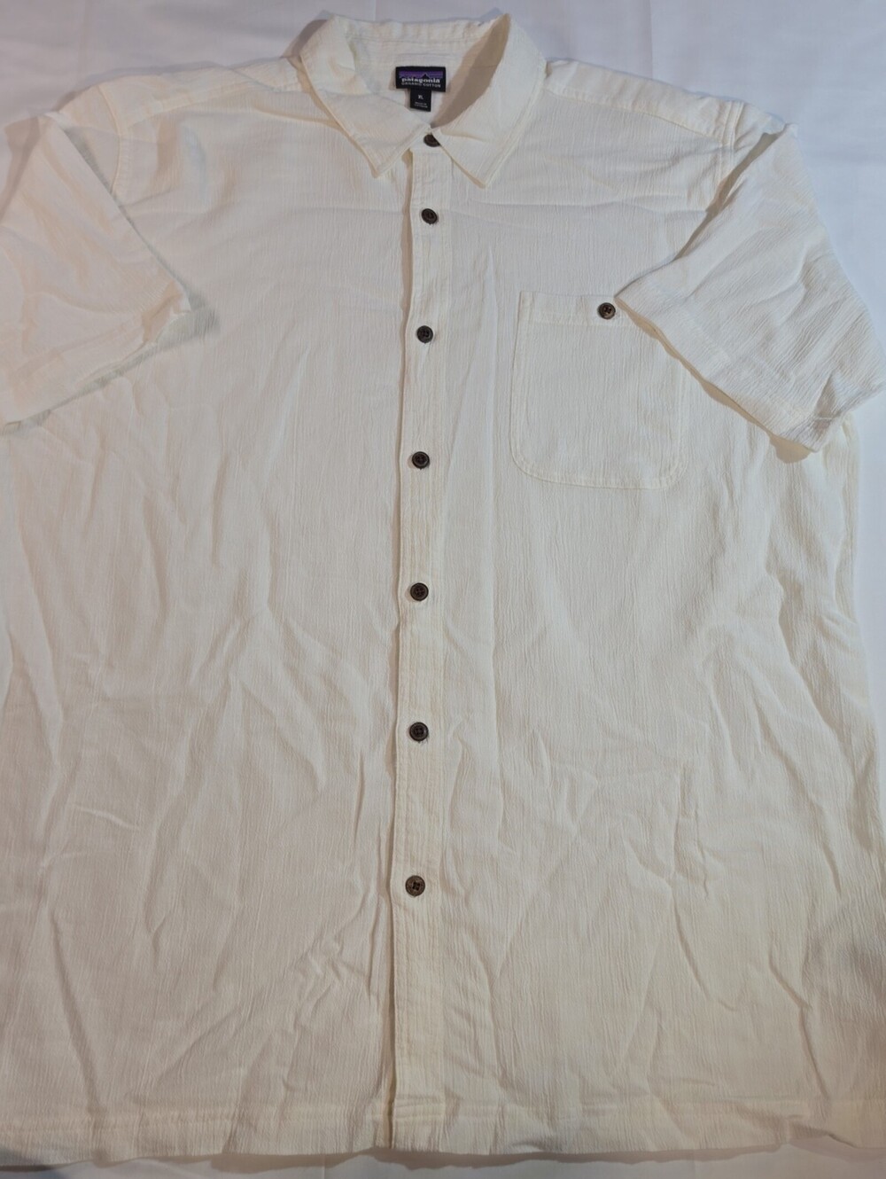 Patagonia Shirt Mens XLarge White  Organic Cotton Short Sleeve New Lightweight
